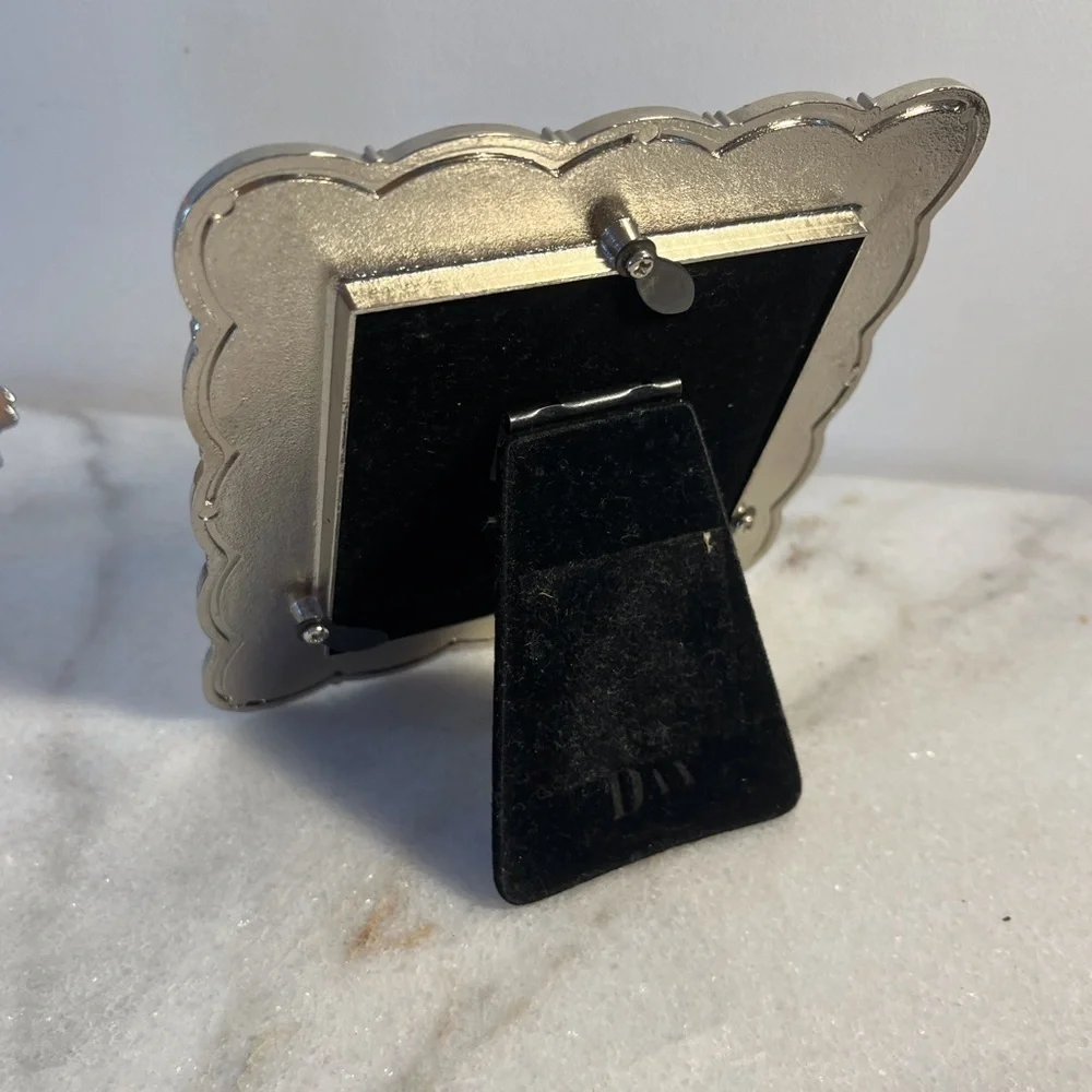 N/A 5”x2 5”
